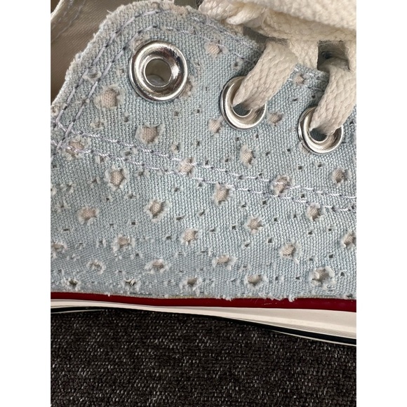 Converse Baby Blue Eyelet Sneakers Men 7 or Women 9 - Picture 13 of 15